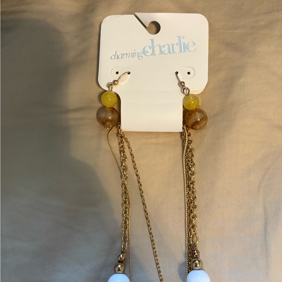 Charming Charlie White and Brown Beaded Necklace - Picture 3 of 3